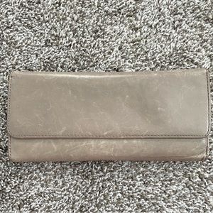 Hobo Sadie Trifold Leather Wallet